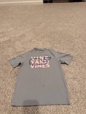 Vineyard Vines Gray Tee with Pink Text & Navy Whale